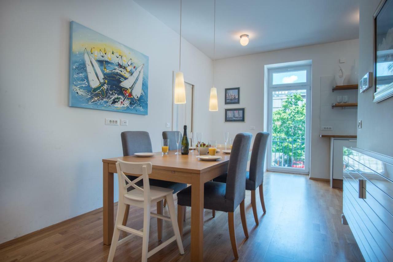 Luxury Central Apartment Λιουμπλιάνα Εξωτερικό φωτογραφία
